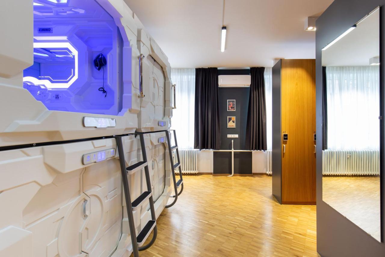 Spacehotel Karlsruhe Exterior photo